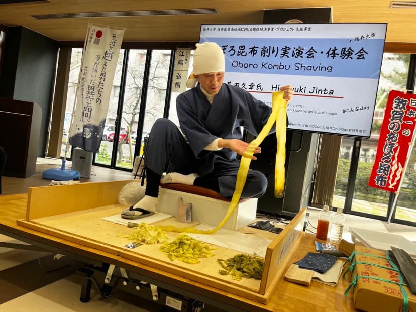 おぼろ昆布削り実演会・体験会の様子